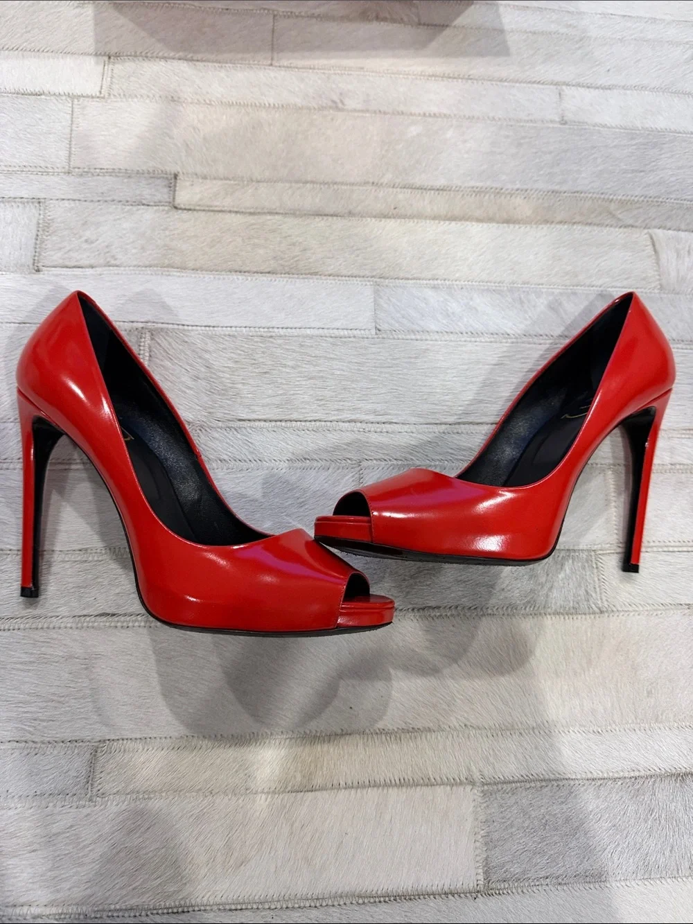 Roger Vivier fire Red Patent Peep-Toe Stiletto Pumps - Classic High Heel